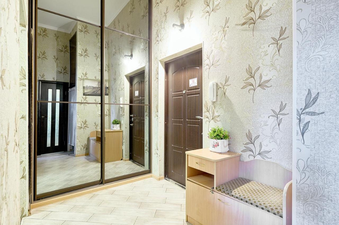 S12-58 Modern Aparthotel With Two 2Bedrooms In Central Kiev - Bessarabska Squere - Gulliver Mall - Olympic Stadium - Palace Of Sports - Saksahanskoho St, 12Б Kültér fotó
