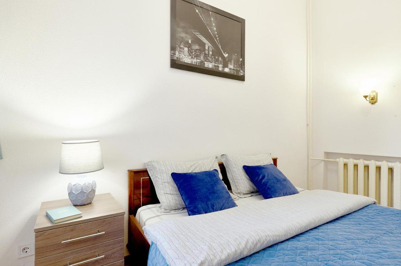 S12-58 Modern Aparthotel With Two 2Bedrooms In Central Kiev - Bessarabska Squere - Gulliver Mall - Olympic Stadium - Palace Of Sports - Saksahanskoho St, 12Б Kültér fotó
